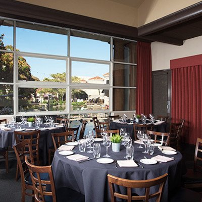 Reserve group dining
